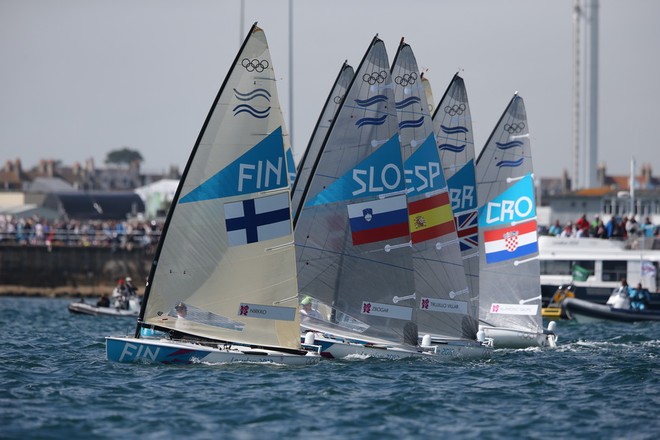 Finn medal race London Olympics  2012  © Francois Richard